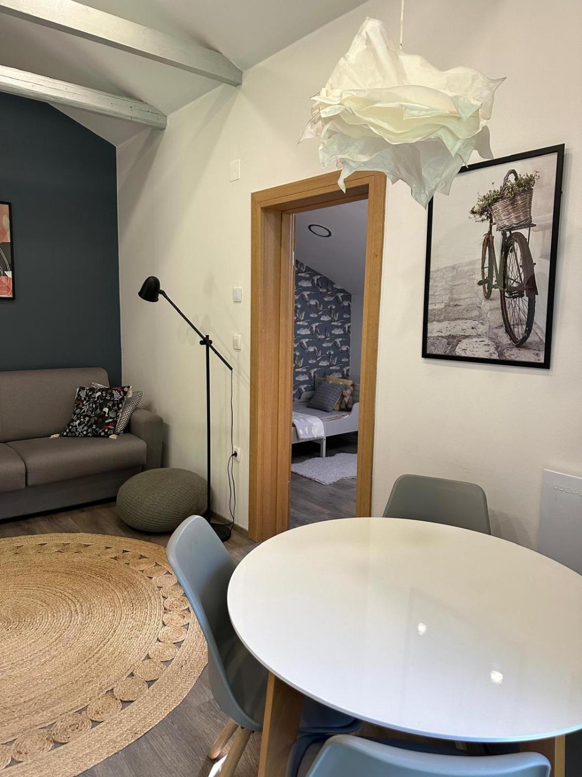 Apartamento Lizmari Podčetrtek Exterior foto